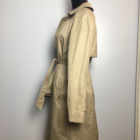 London Fog Trench Coat ❄️ - Picture 3 of 6